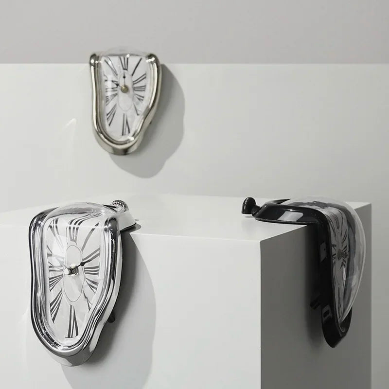 Horloge Design Surréaliste - Inspiration Dali